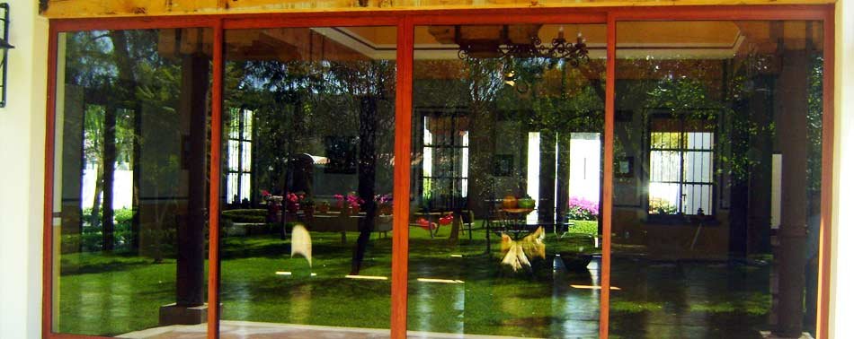 Canceleria Puerta-Exterior para Jardin.jpg - Aluminio Integral Potosino (AIP)